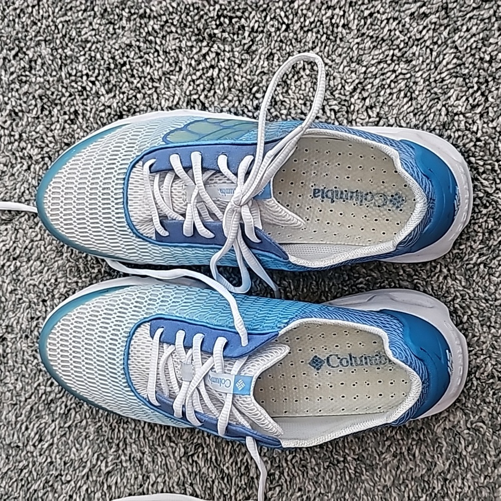 Columbia womens shoes
